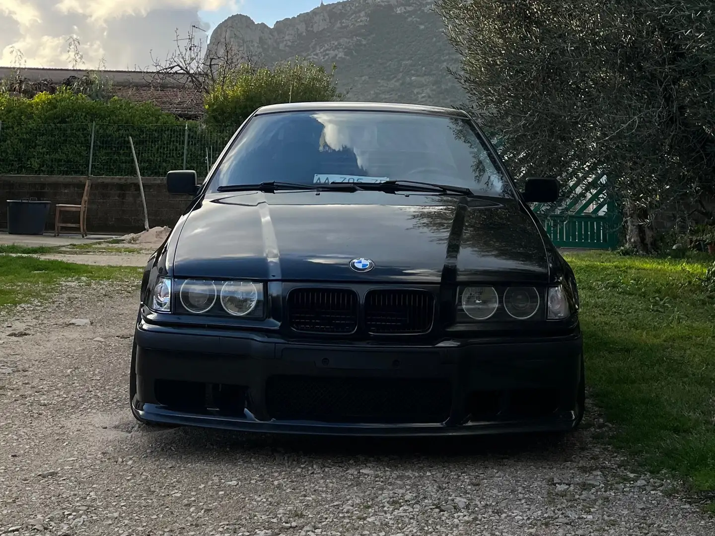 BMW 318 318i Nero - 1