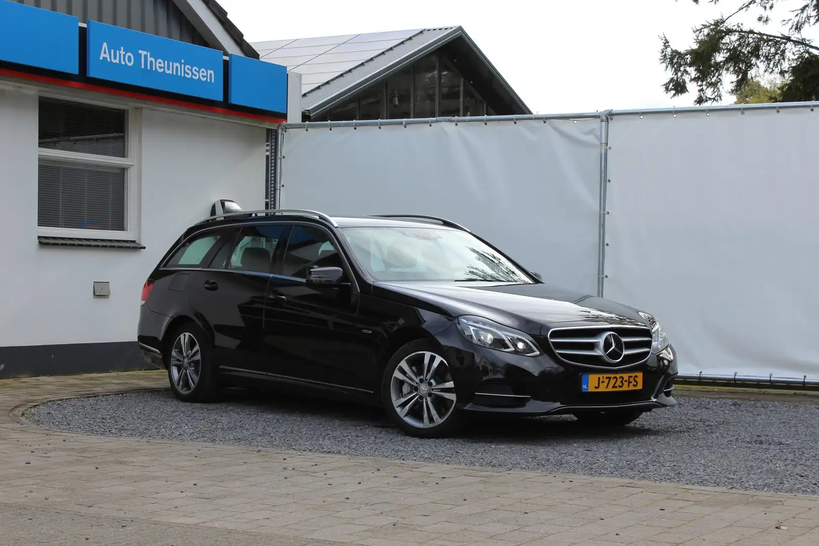 Mercedes-Benz E 400 Estate E400 333pk Avantgarde Prestige | 7 persoons Zwart - 1