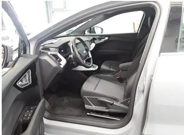 Audi Q4 E-Tron view 6