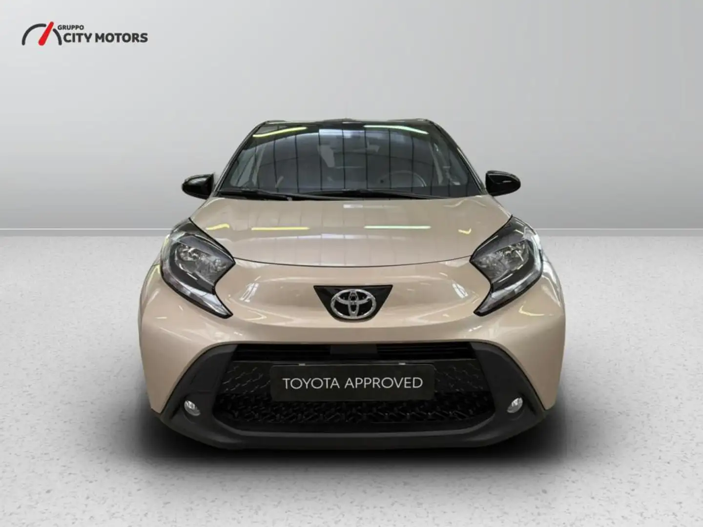 Toyota Aygo X 1.0 Trend 72cv Bronzo - 2