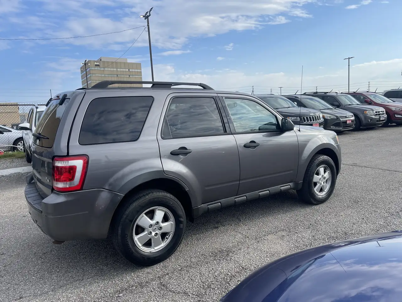 Ford Escape снимка Ford Escape