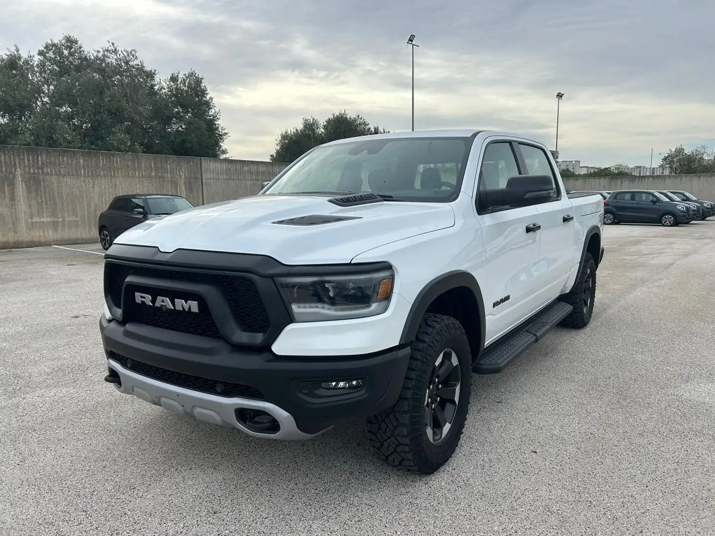 Dodge RAM 1500 REBEL GT - 1