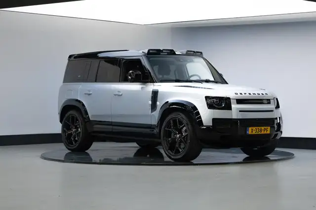 Land Rover Defender 110 2.0 P400e 110 SE | Urban pack | 23 inch | Trek