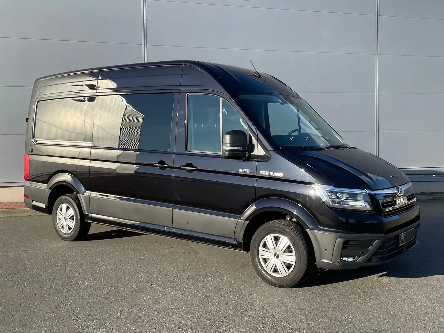 MAN TGE 3.180 L3H3 MIXTO 4x4 AUTOM DIFF AHK ACC NAV Schwarz - 2
