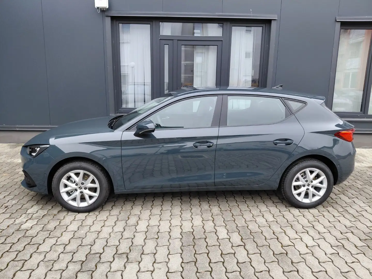 SEAT Leon Leon 1,5 TSI Style Edition Style Edition Blau - 2