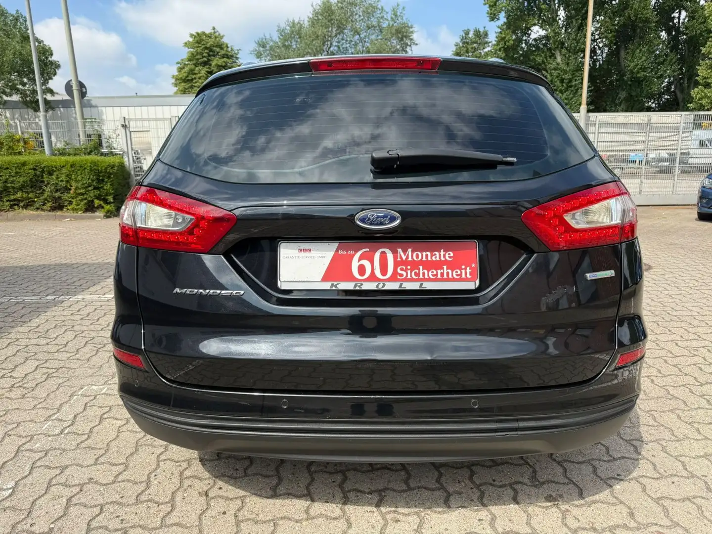 Ford Mondeo Turnier 1.5 Ecoboost *LED*NAVI*PARKASSIST Noir - 2