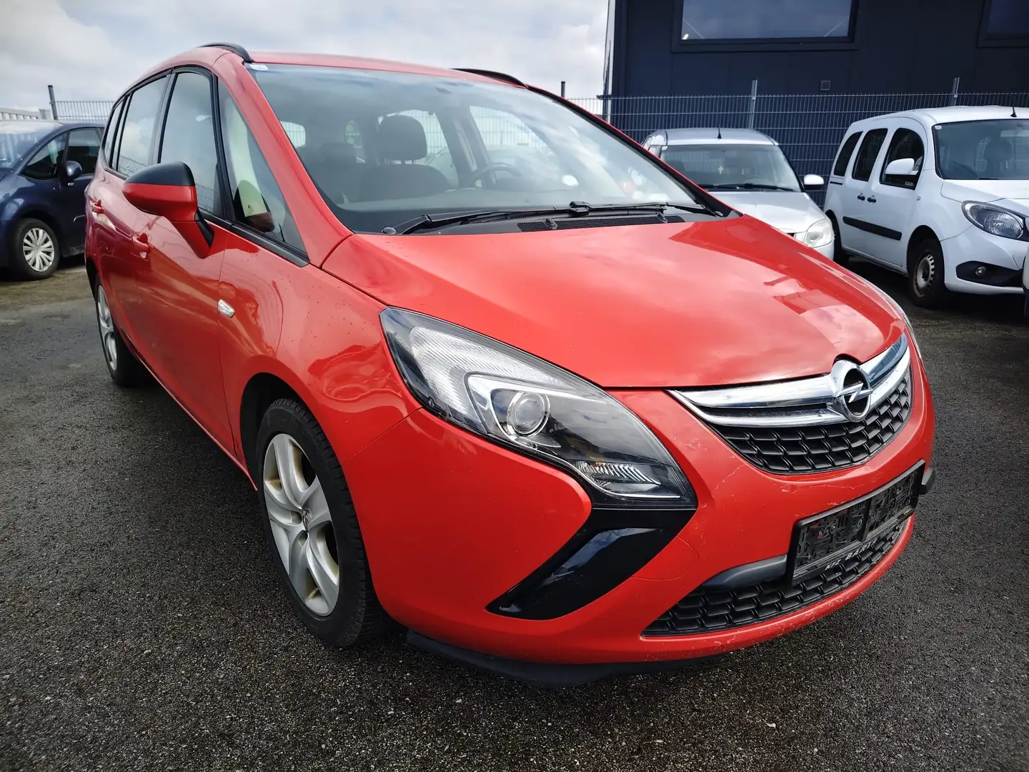 Opel Zafira Tourer Zafira Tourer 1,6 CDTI ecoflex Ed.  Edition Rot - 2