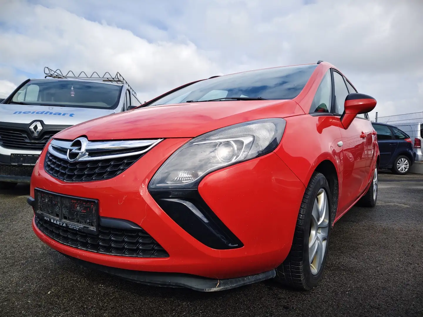 Opel Zafira Tourer Zafira Tourer 1,6 CDTI ecoflex Ed.  Edition Rot - 1