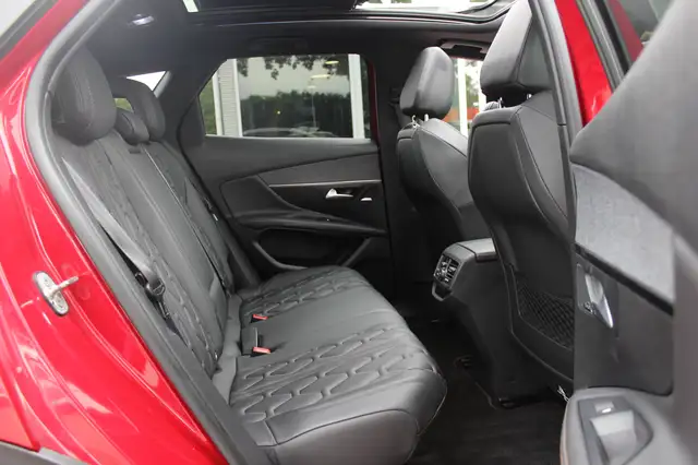Peugeot 3008 view 12