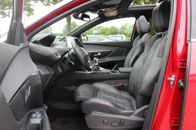 Peugeot 3008 view 10