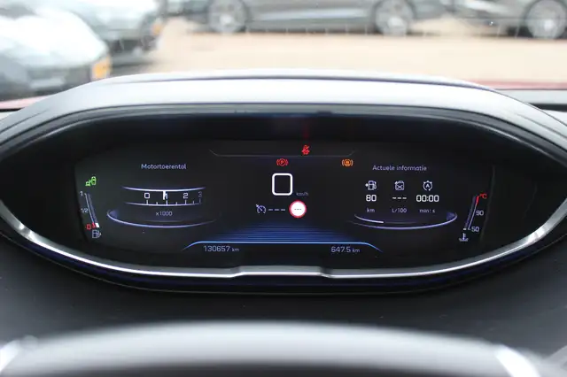Peugeot 3008 view 18