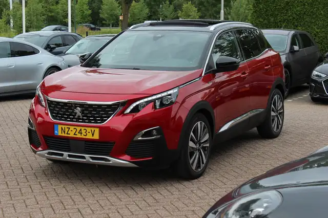 Peugeot 3008 view 6