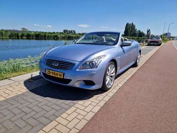 Hard-Top cabrio Convertible 3.7 V6