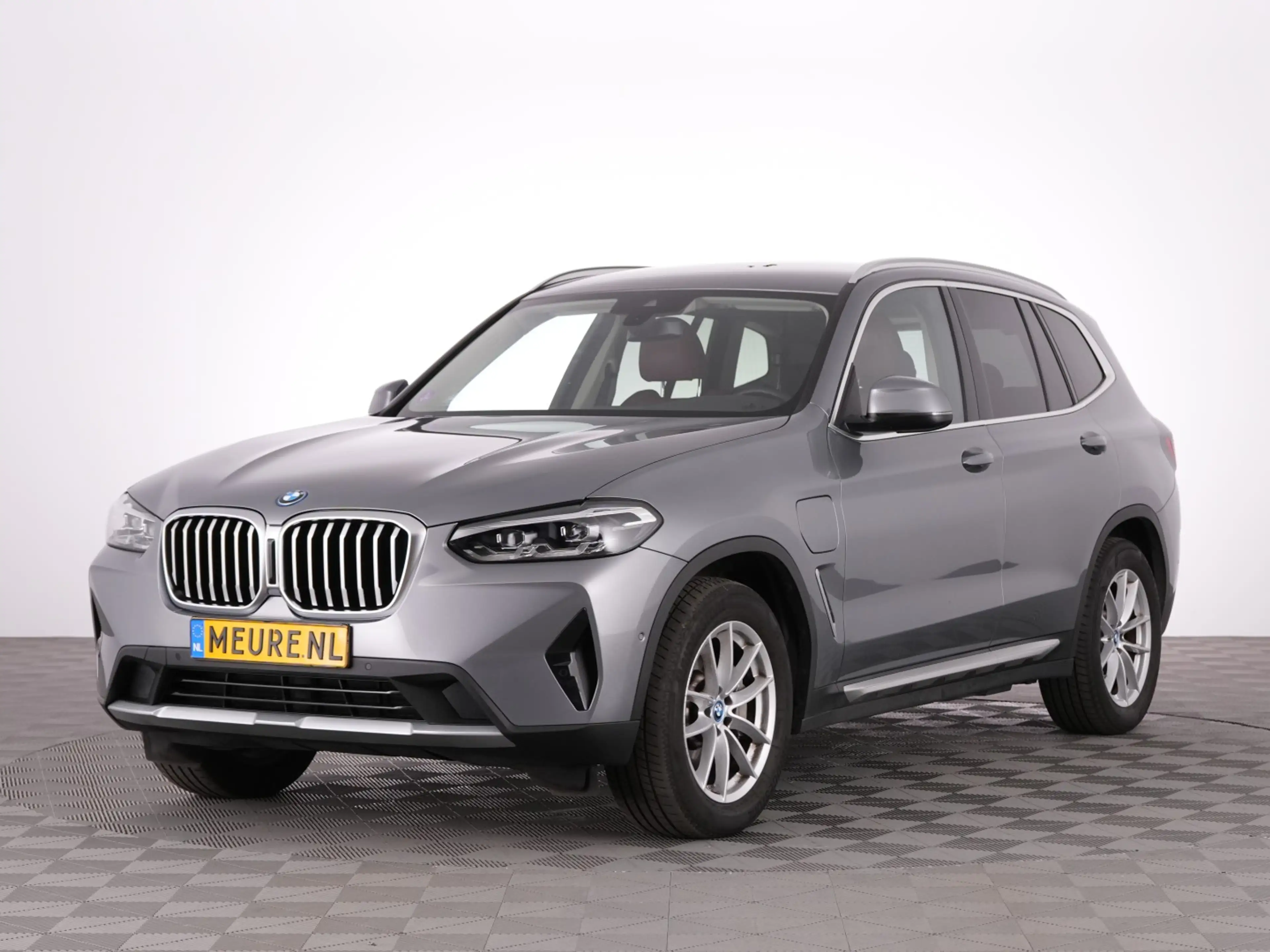 BMW X3 xDrive30e Executive | LEDER | CAMERA | ECC | Full — photo 13