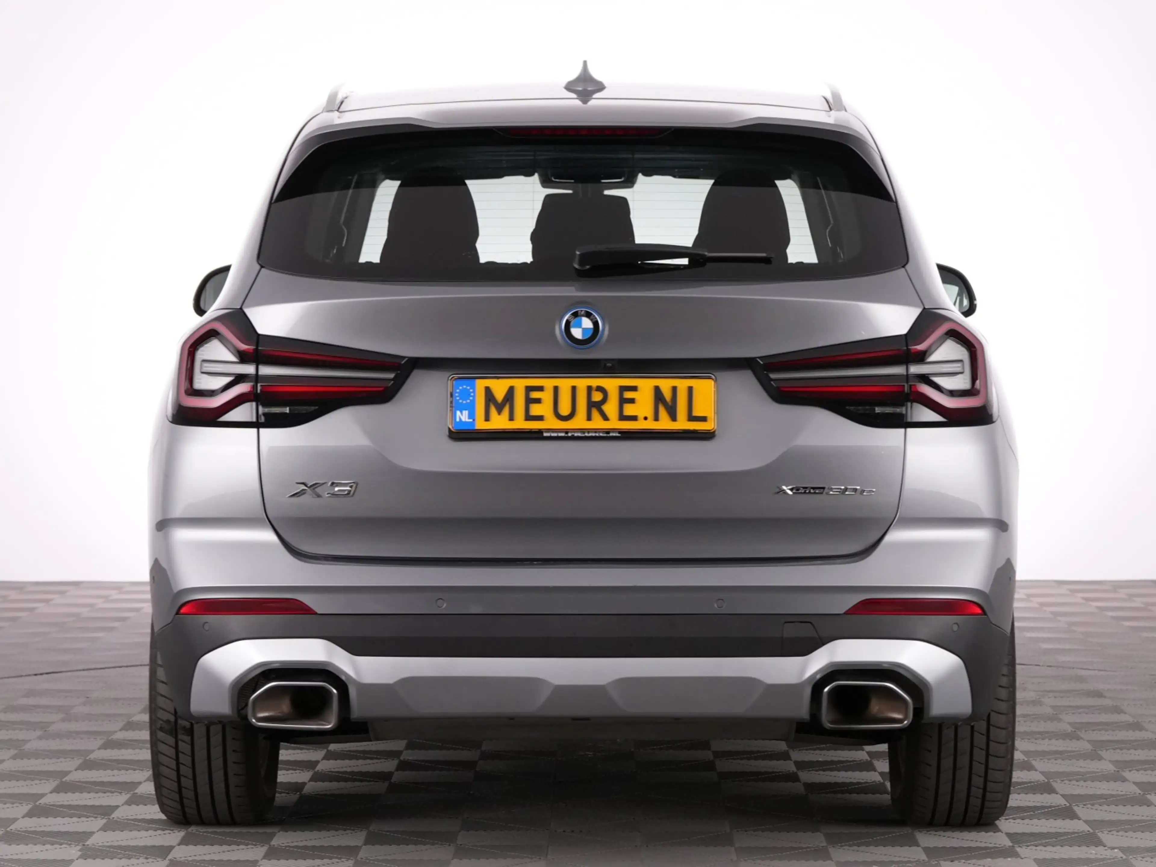 BMW X3 xDrive30e Executive | LEDER | CAMERA | ECC | Full — photo 18