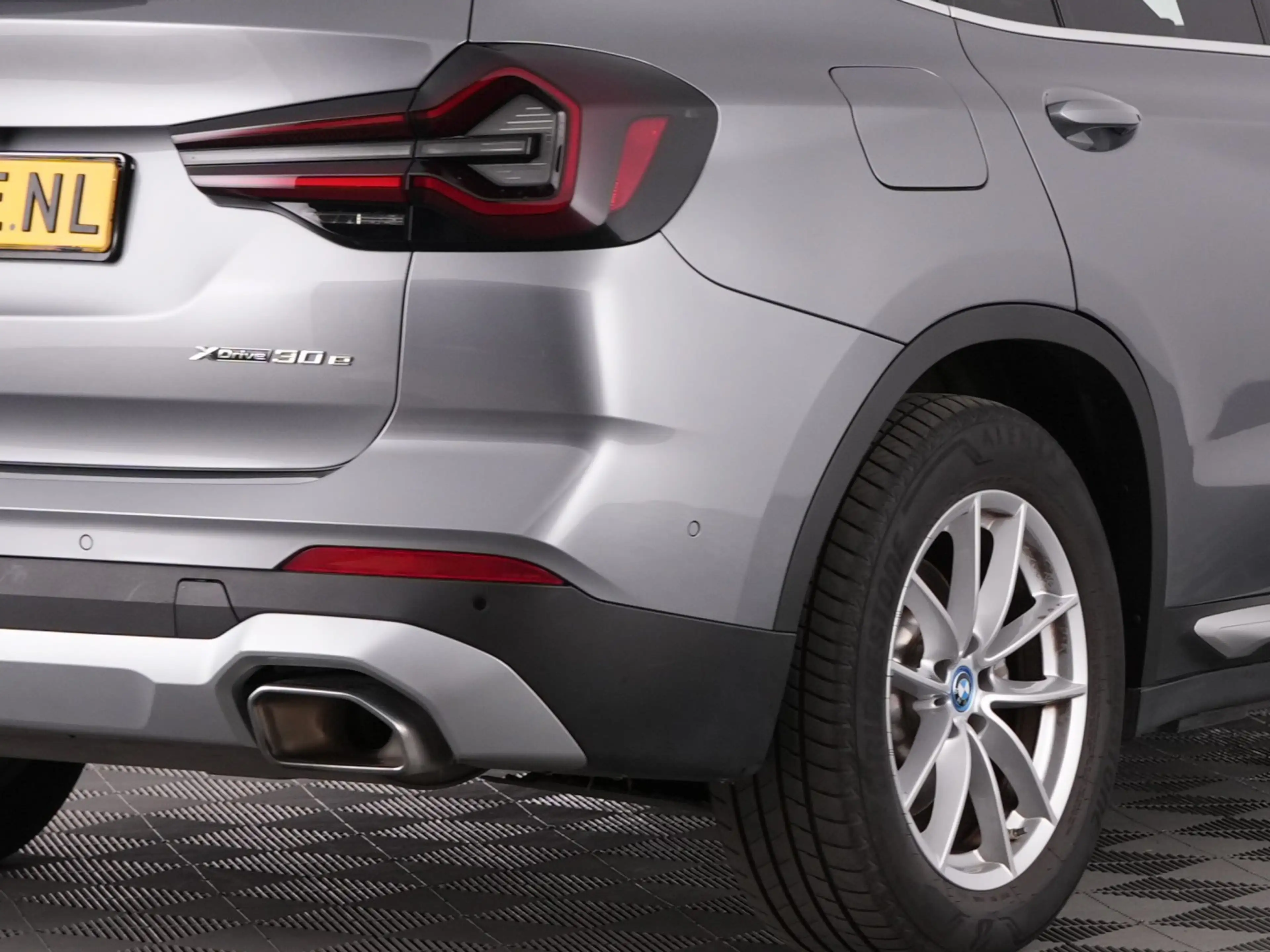 BMW X3 xDrive30e Executive | LEDER | CAMERA | ECC | Full — photo 16