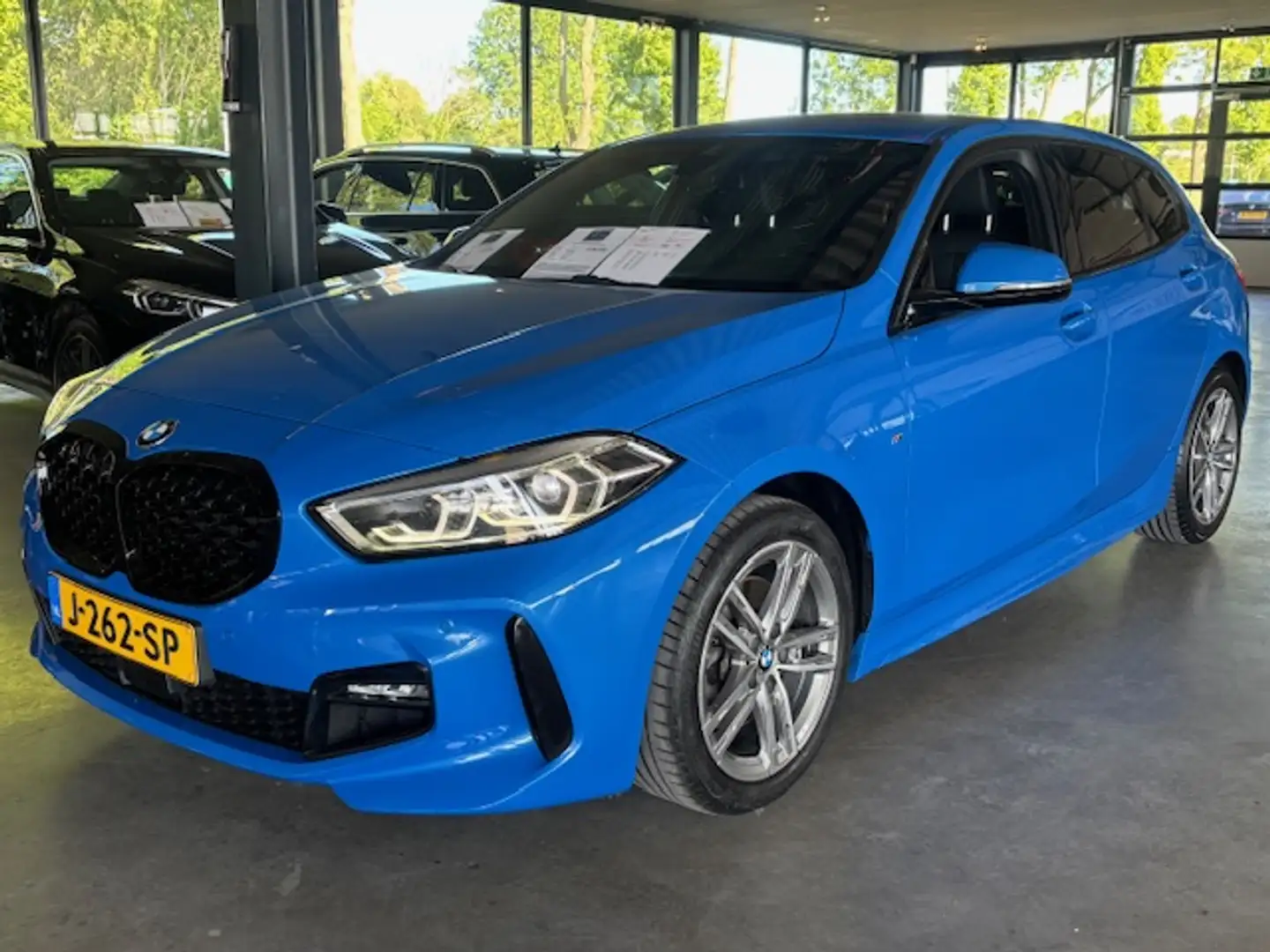 BMW 118 1-Serie (f40) 118i 140pk High Executive M-sport 50 Blauw - 1