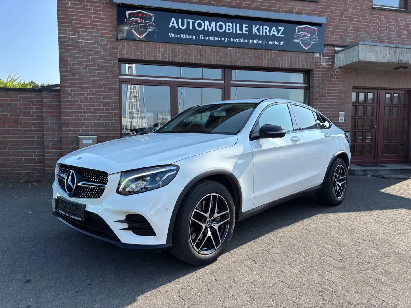Mercedes-Benz GLC 250 Coupe GLC 250 4Matic AMG 360 KAMERA S-DACH SPUR Bianco - 1