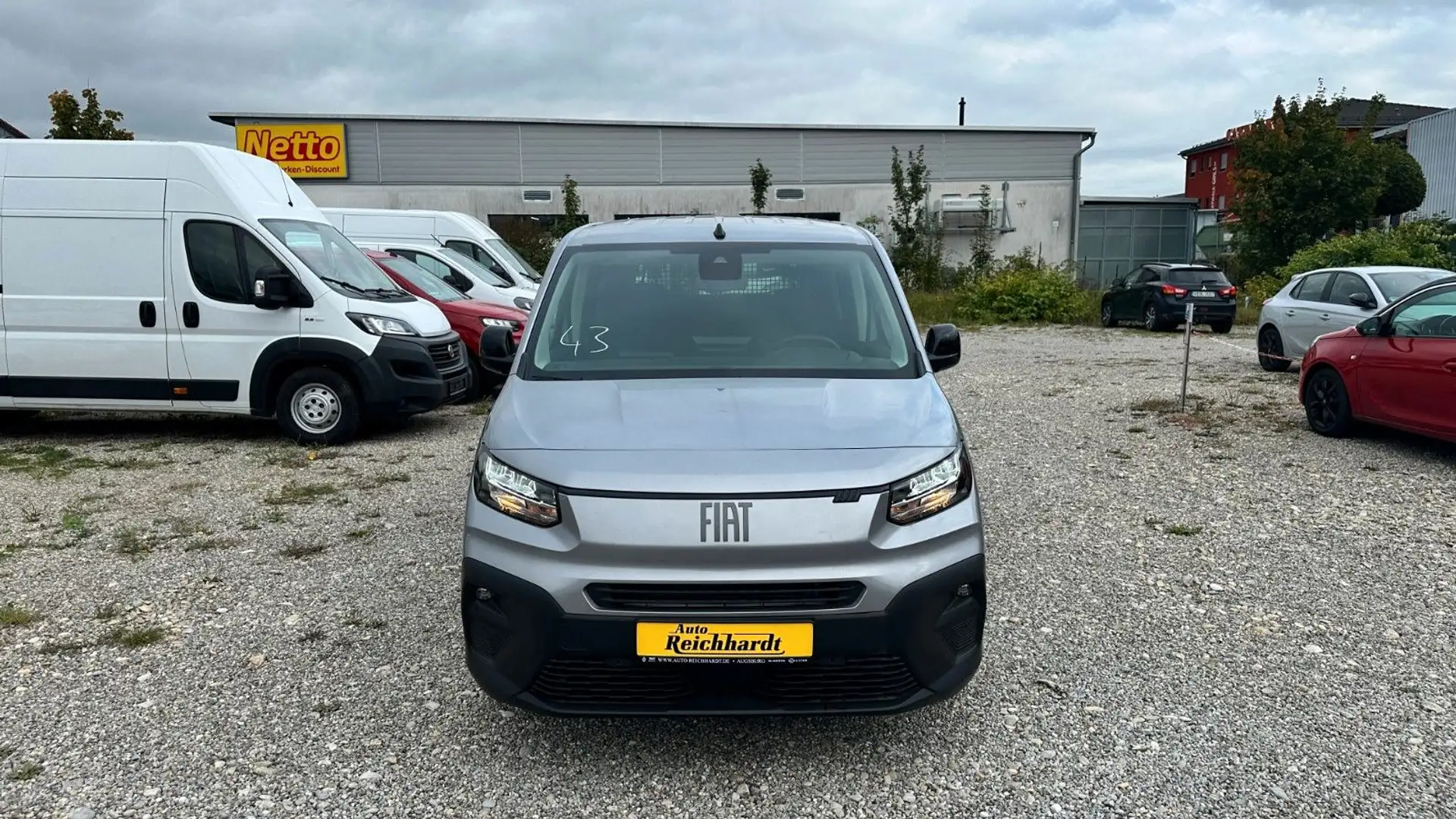 Fiat Doblo Kombi L1*LED*KLIMA*CARP*ANDRAUTO*DAB Argento - 2