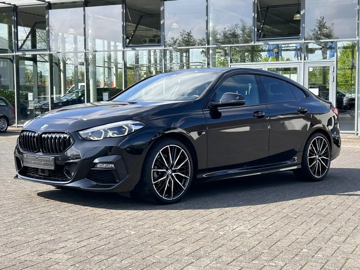 BMW 218 218i Gran Coupe Aut. M Sport / AHK abnehmbar Schwarz - 1