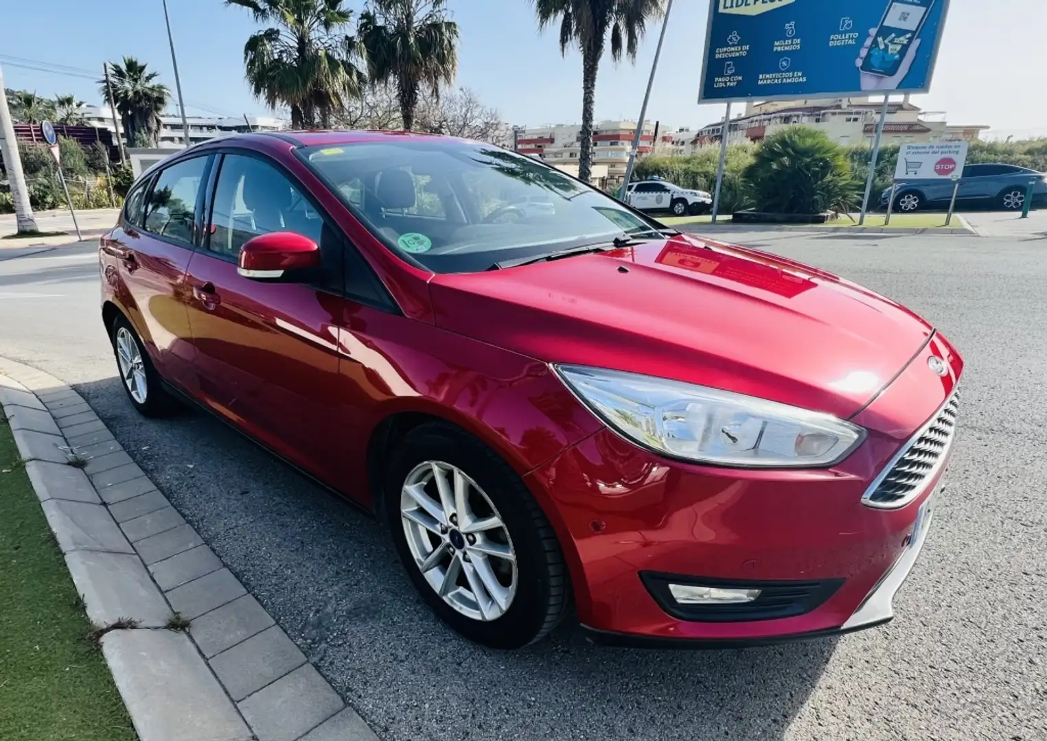 Ford Focus 1.0 Ecoboost Active Aut. 125 Rot - 2