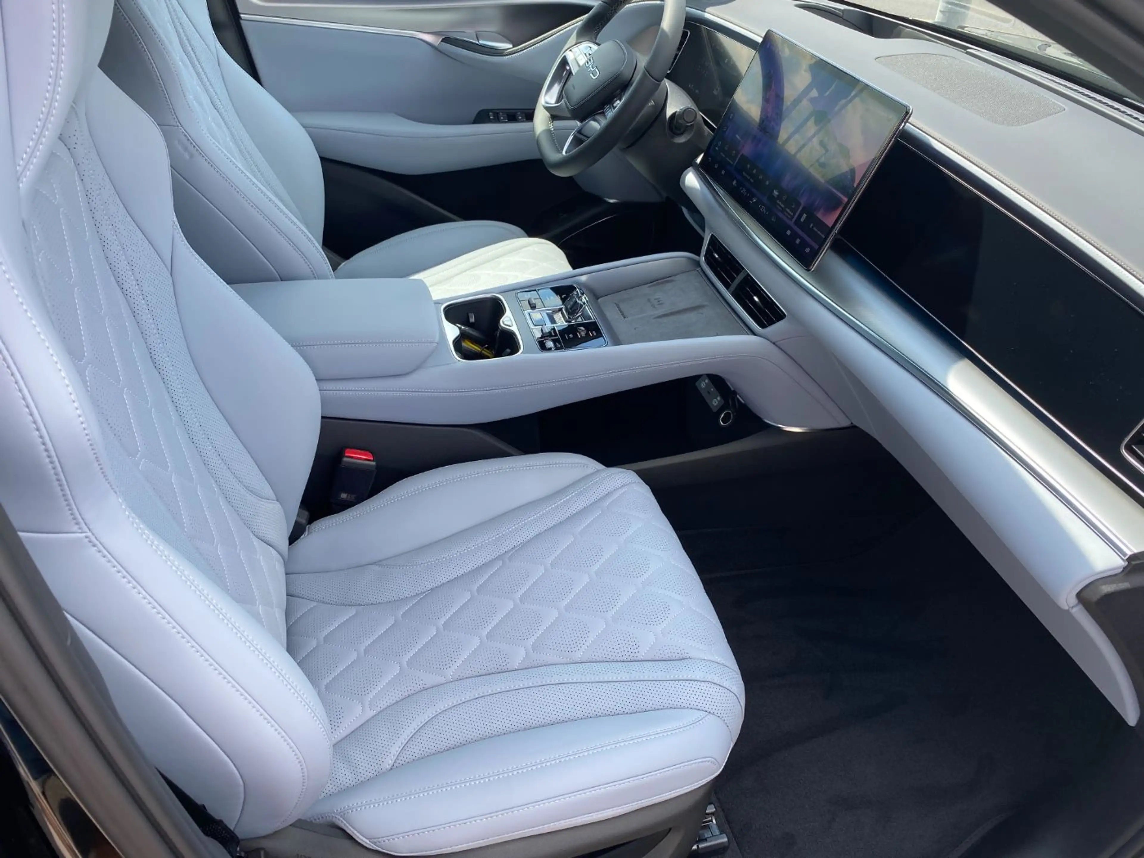 BYD Sealion 7 EX — photo 12