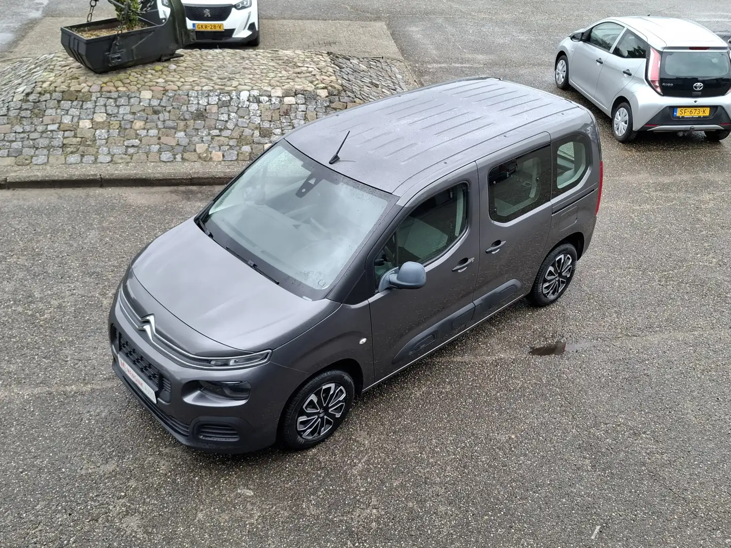 Citroen Berlingo 1.2 PureTech 1e EIGENAAR 5 PERSOONS CRUISE AIRCO 2 Grijs - 2
