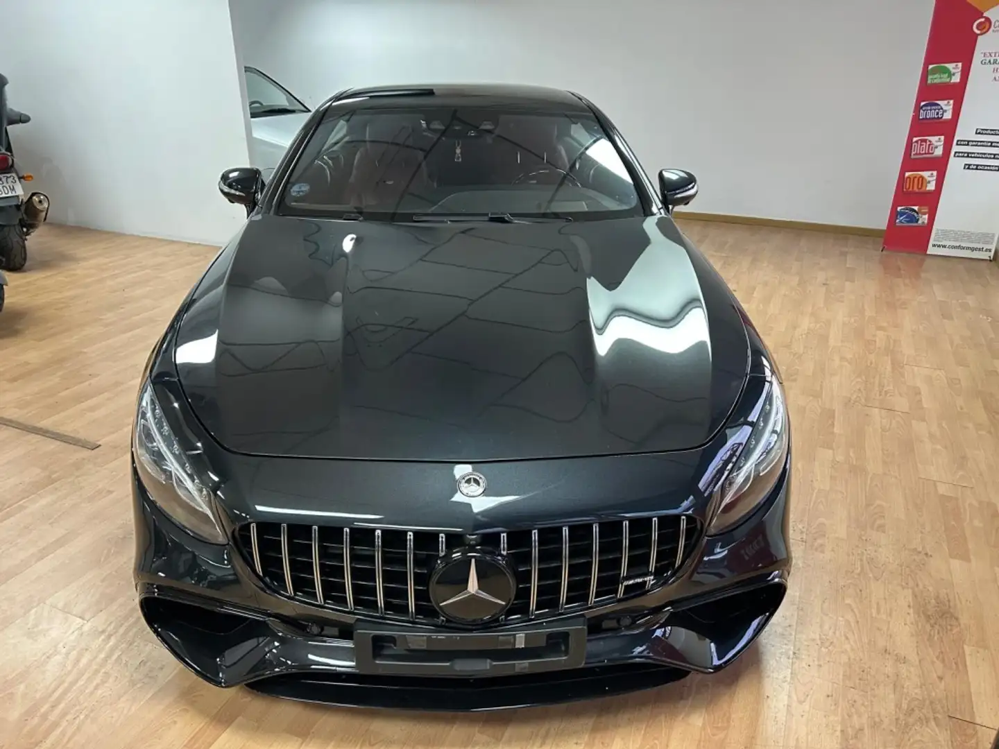 Mercedes-Benz S 500 Coupé 4M Aut. Negro - 2