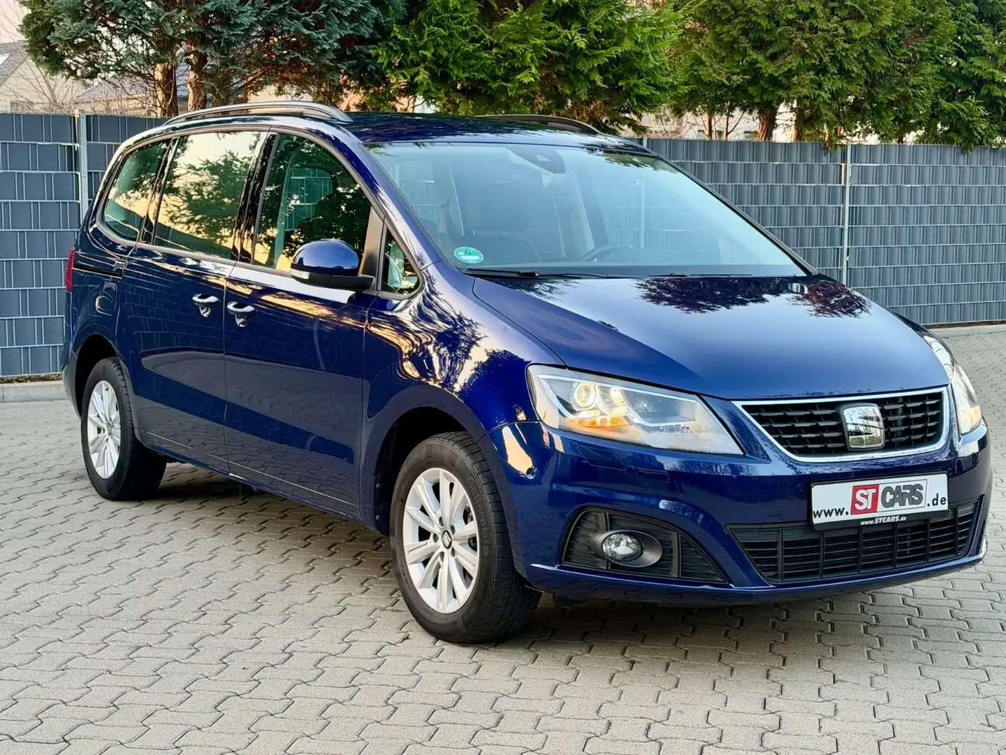 SEAT Alhambra Style 1.4 TSi DSG LEDER CAM Blau - 1