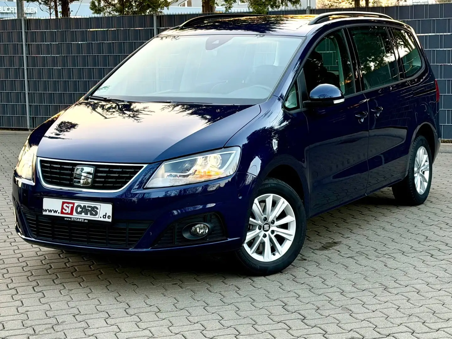 SEAT Alhambra Style 1.4 TSi DSG LEDER CAM Blau - 2