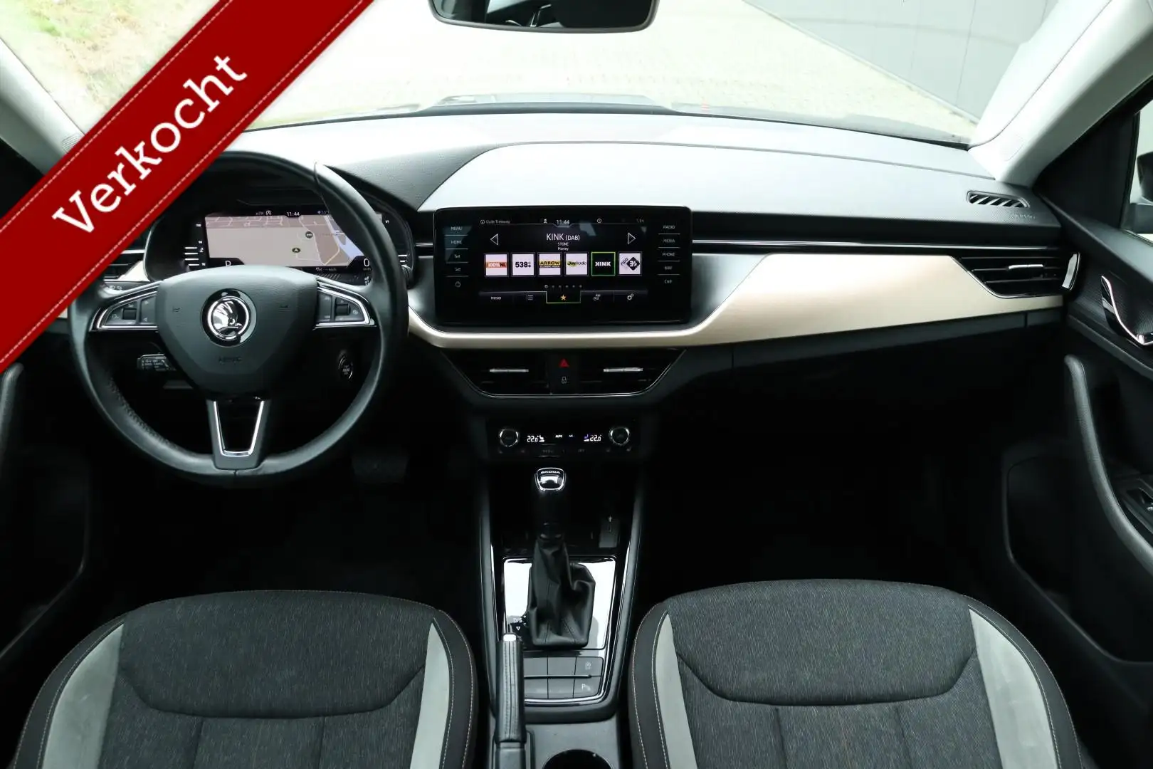 Skoda Kamiq 1.0 TSI / 115PK! / Luxe! / DSG / ACC / Trekhaak / Schwarz - 2