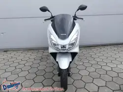 Honda PCX 125 Alb second hand de vânzare - AutoScout24 Honda PCX 125 Alb second hand de vânzare - AutoScout24