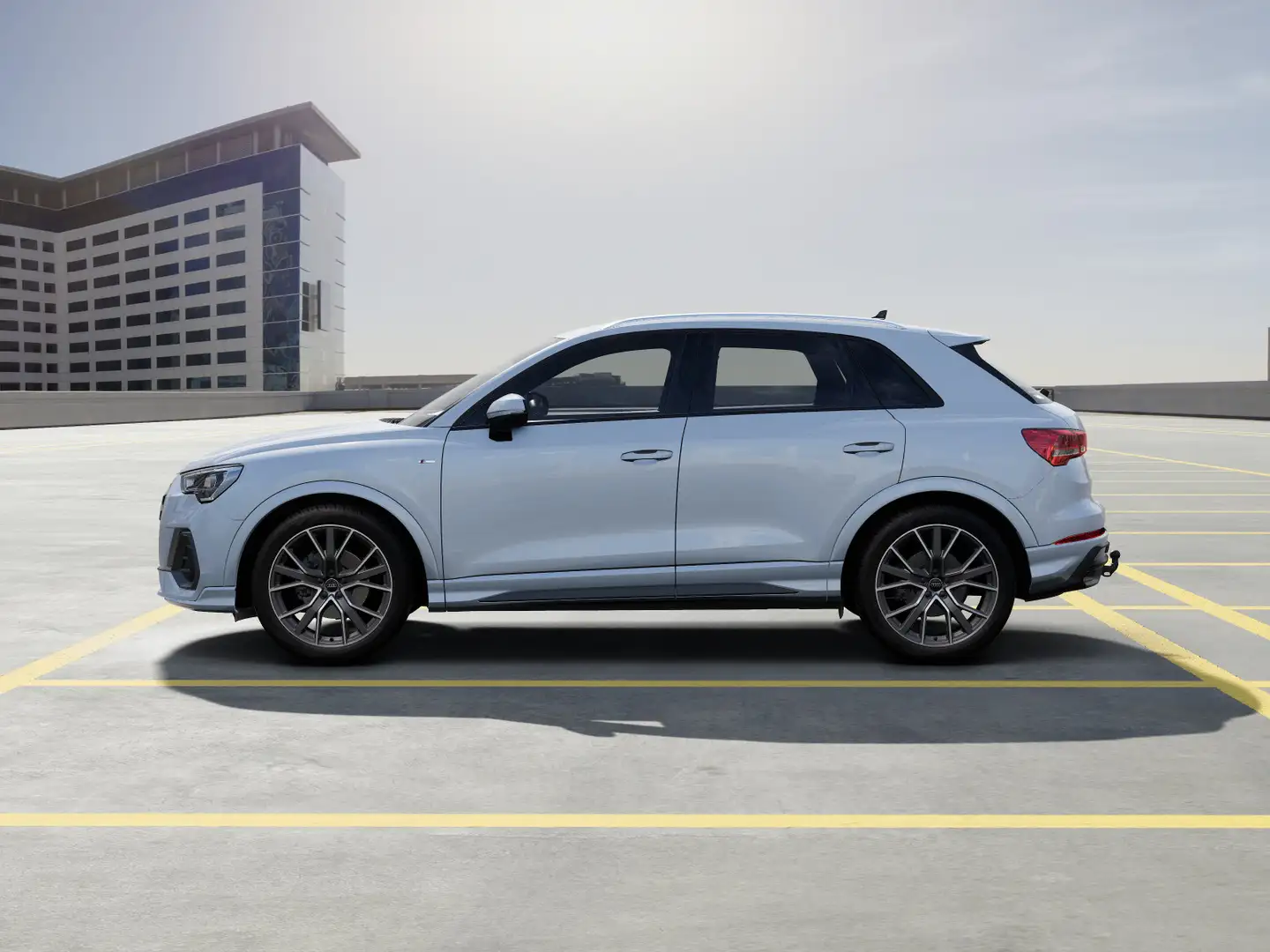 Audi Q3 35 TFSI S tronic S line Navi DAB VC PDC Sitzh Weiß - 2