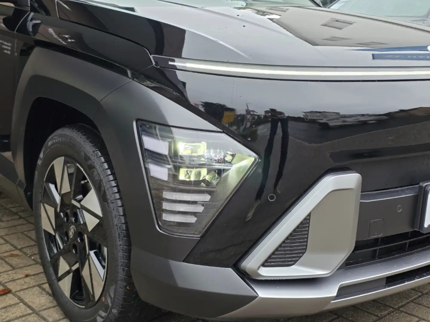 Hyundai KONA Hybrid 1.6 GDI DCT TREND, Licht-Paket, Navi, Kamer Schwarz - 2