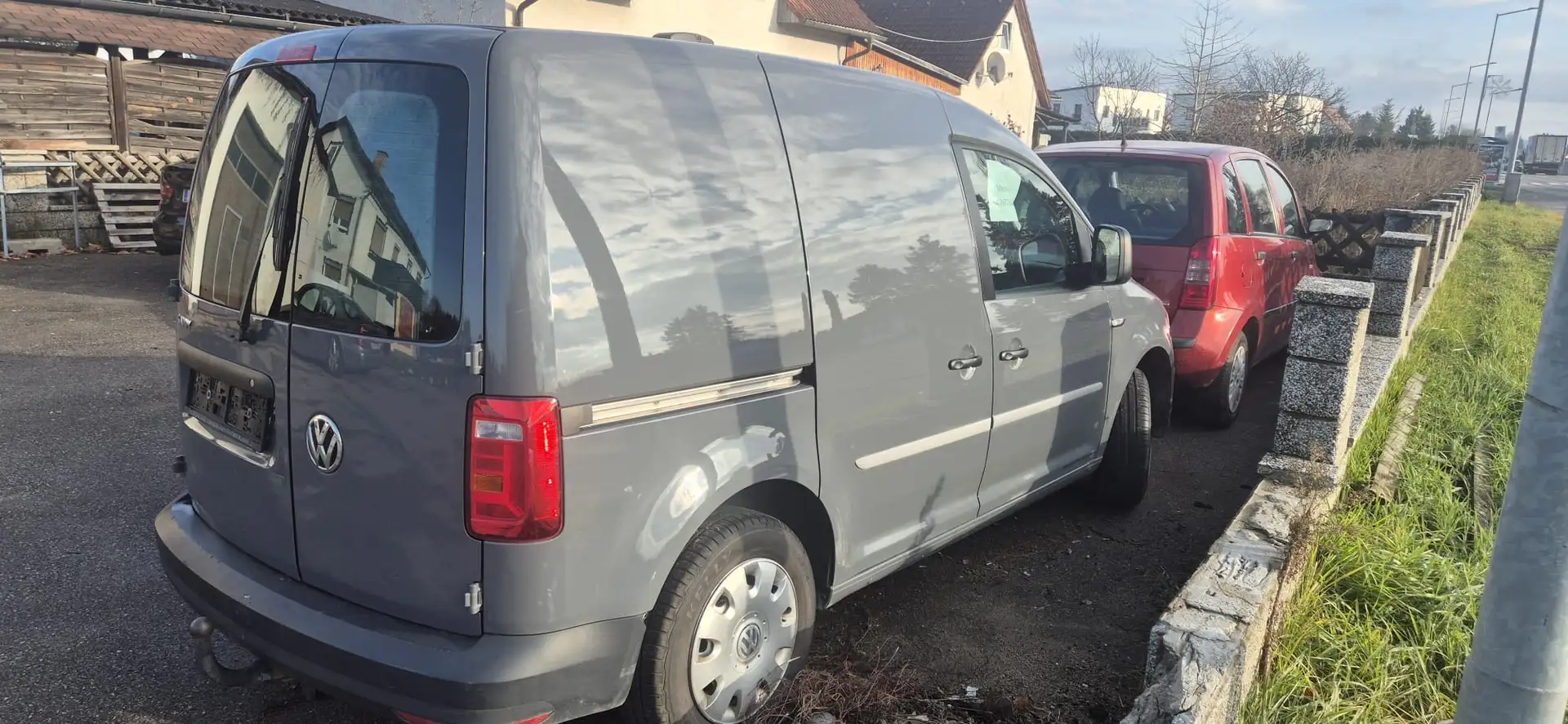 Volkswagen Caddy Grau - 2