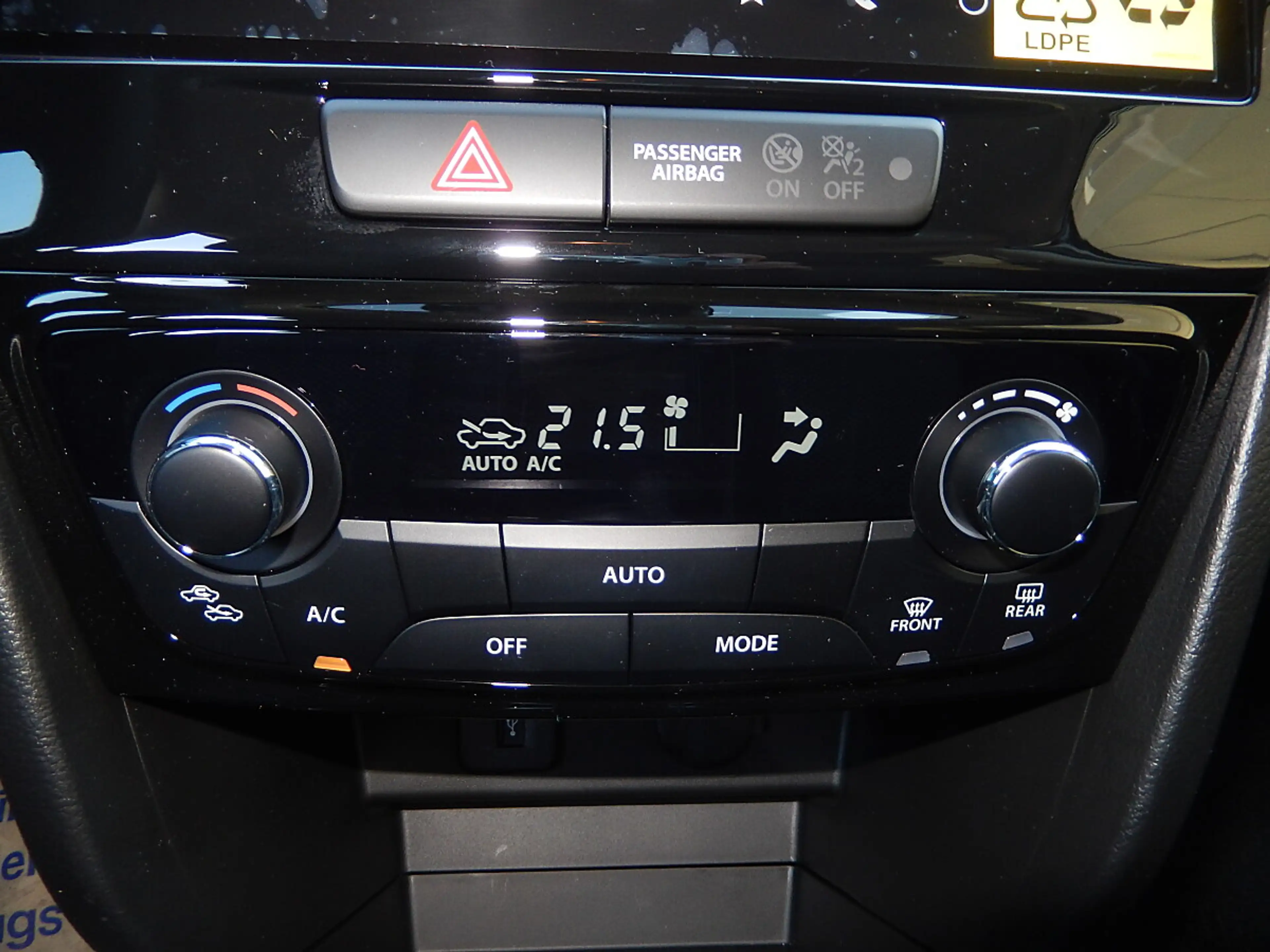 Suzuki Vitara 1,4 Hybrid ALLGRIP shine Aut. — photo 15