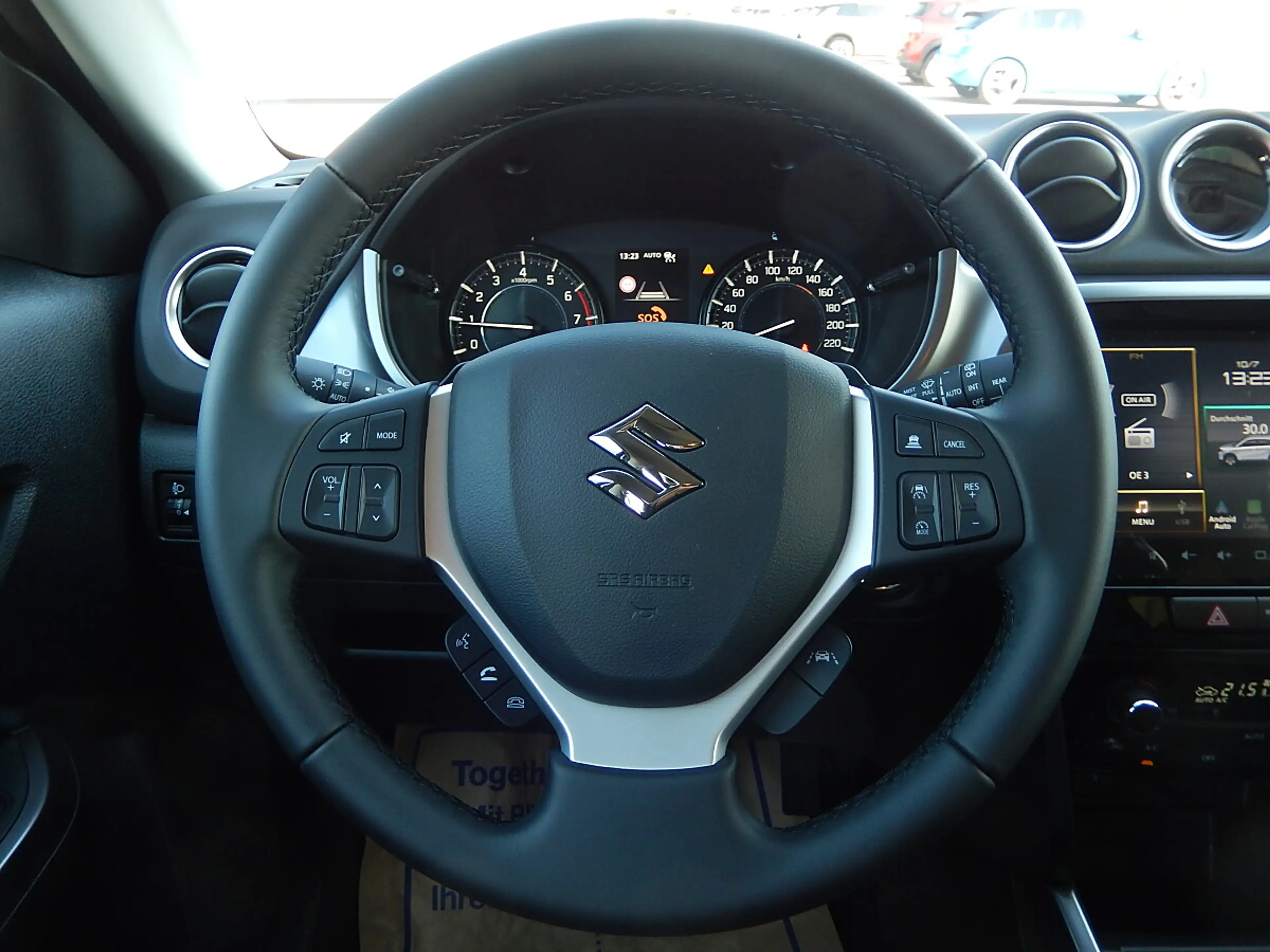 Suzuki Vitara 1,4 Hybrid ALLGRIP shine Aut. — photo 13