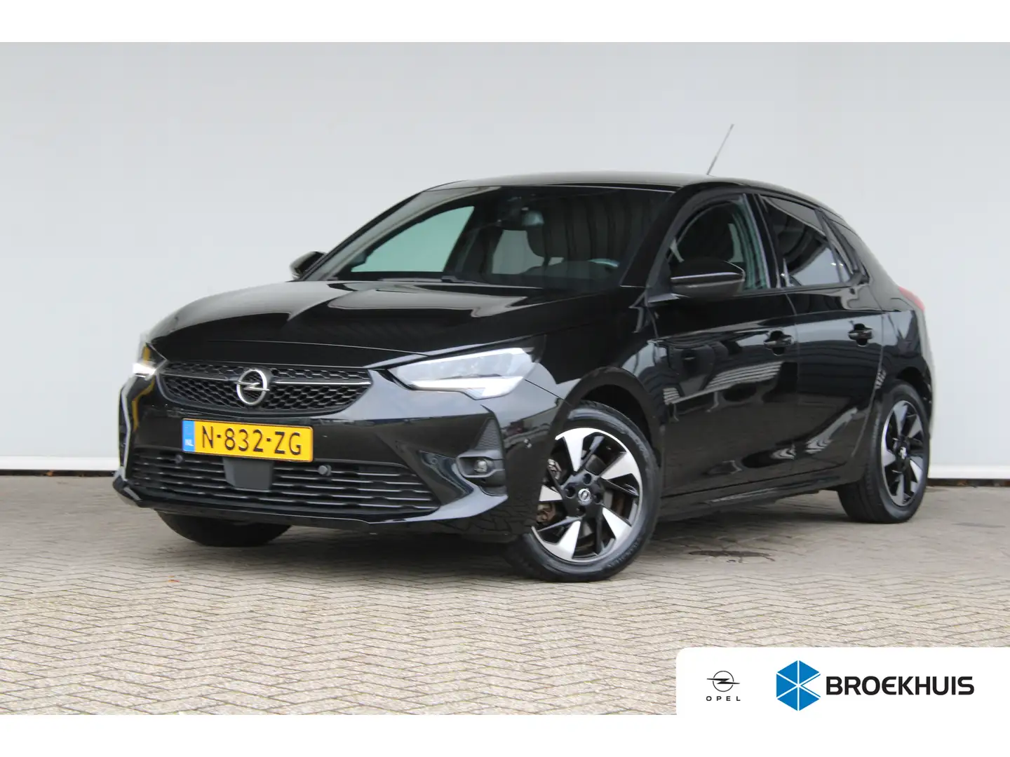 Opel Corsa-e GS Line 50 kWh | Navi | Dodehoek detectie | Parkee Noir - 1
