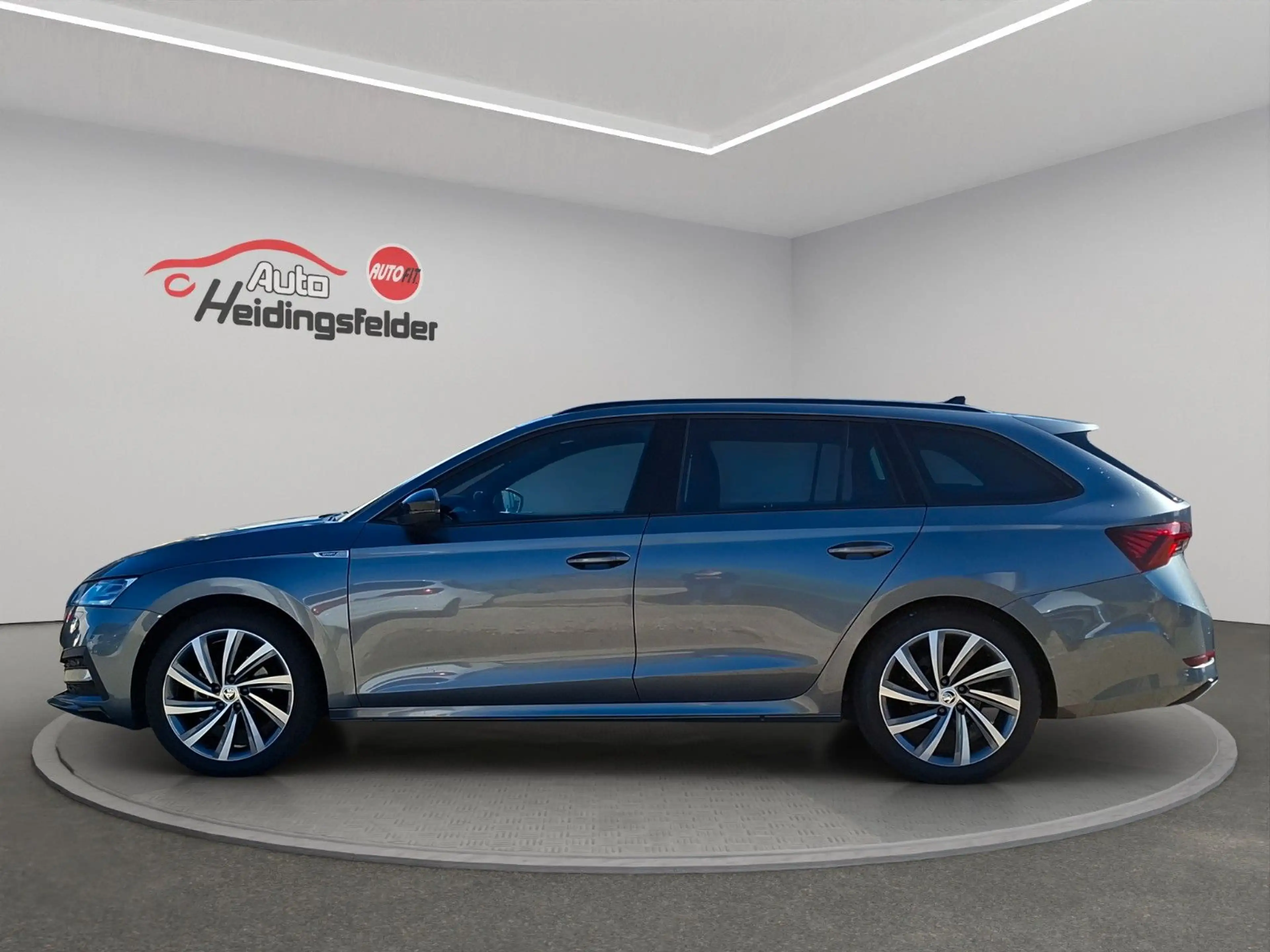 Skoda Octavia Combi Sportline APP,PDC,Kamera,8-fach — photo 2