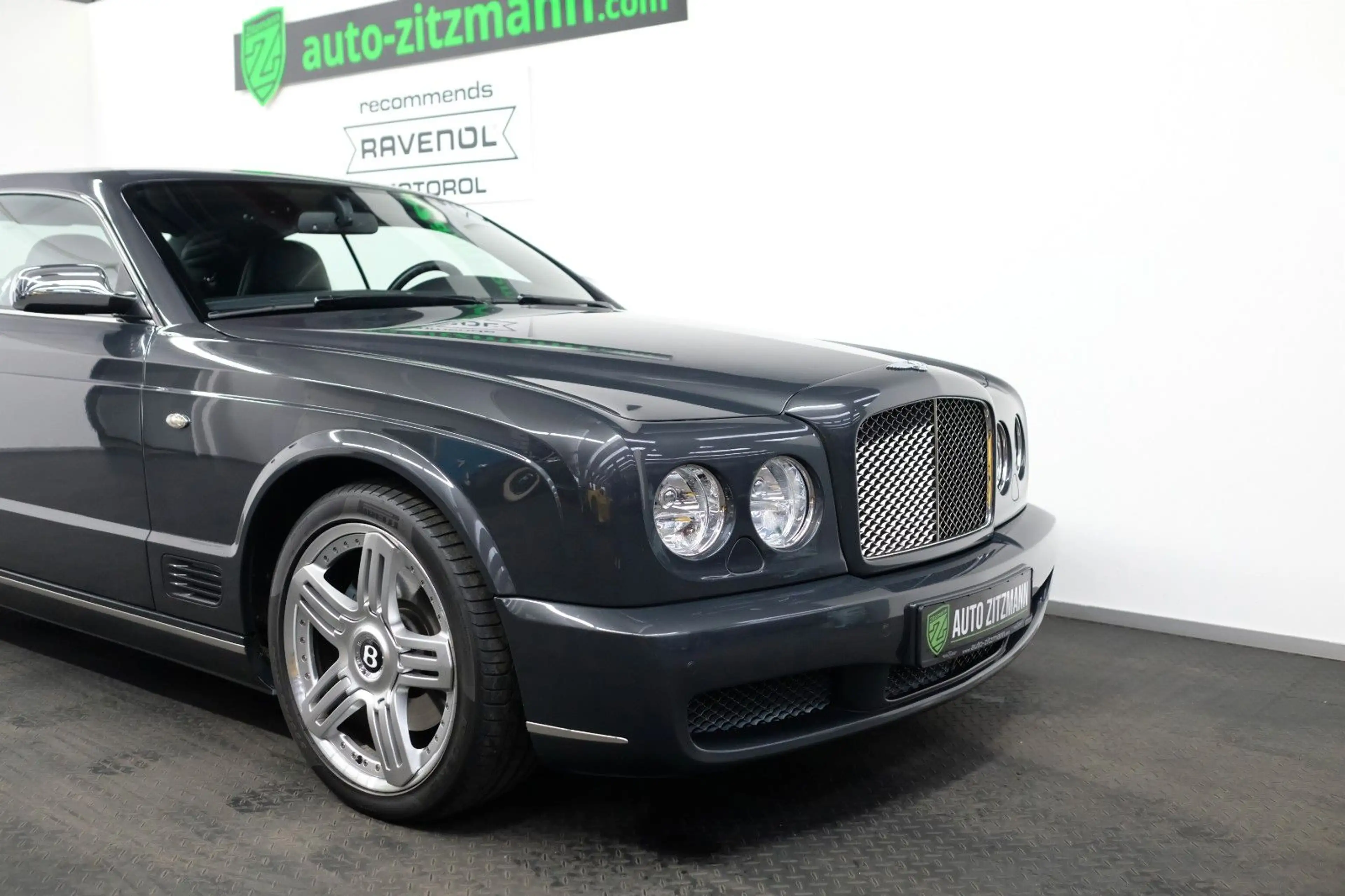 Bentley Brooklands /LIMITIERT 550 ST/SCHECKHEFT — photo 4