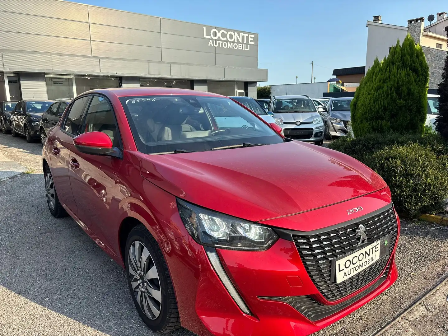 Peugeot 208 1.2 puretech Allure Pack s Rosso - 1