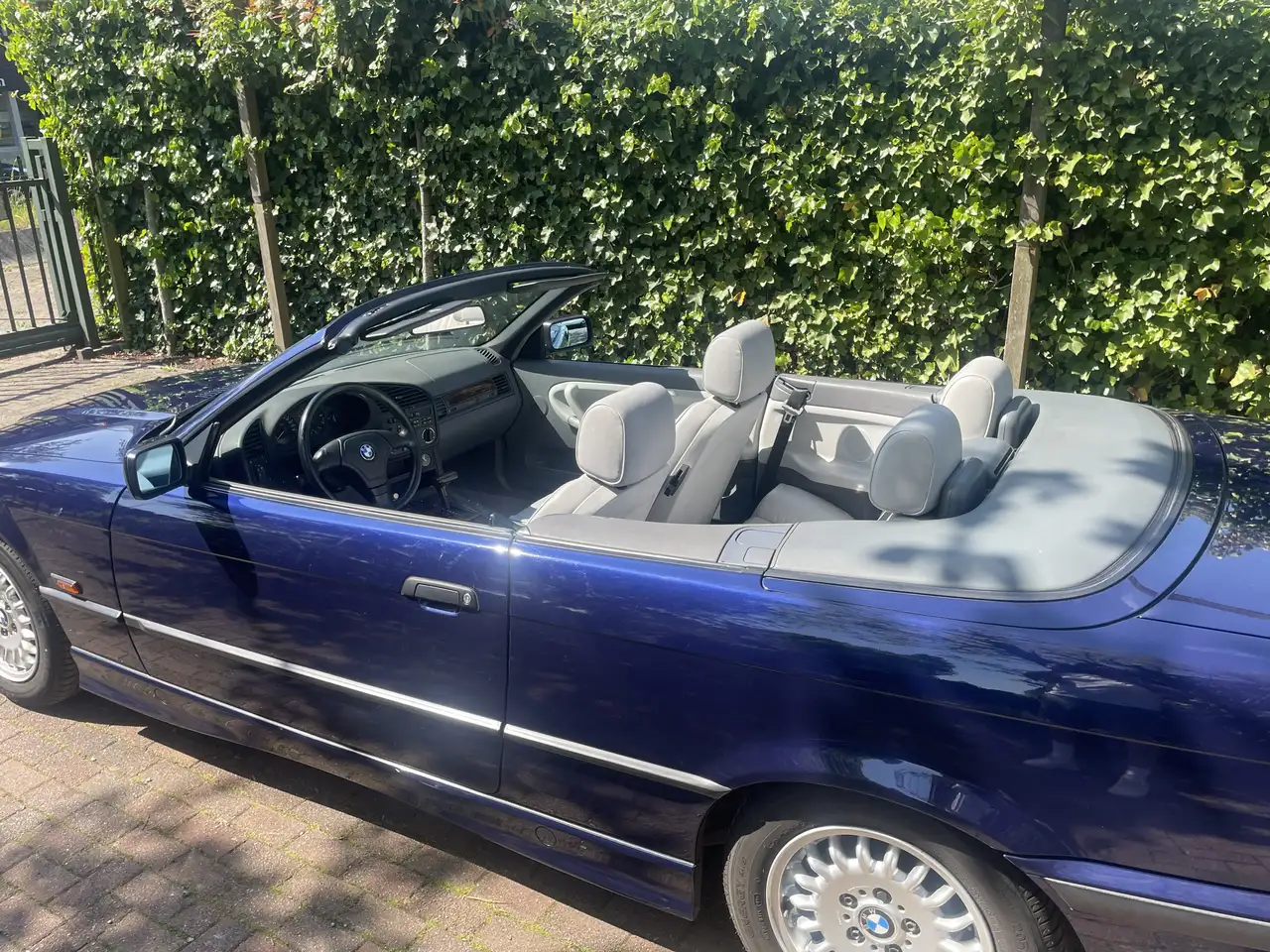 BMW 330 320i Executive, foto 11