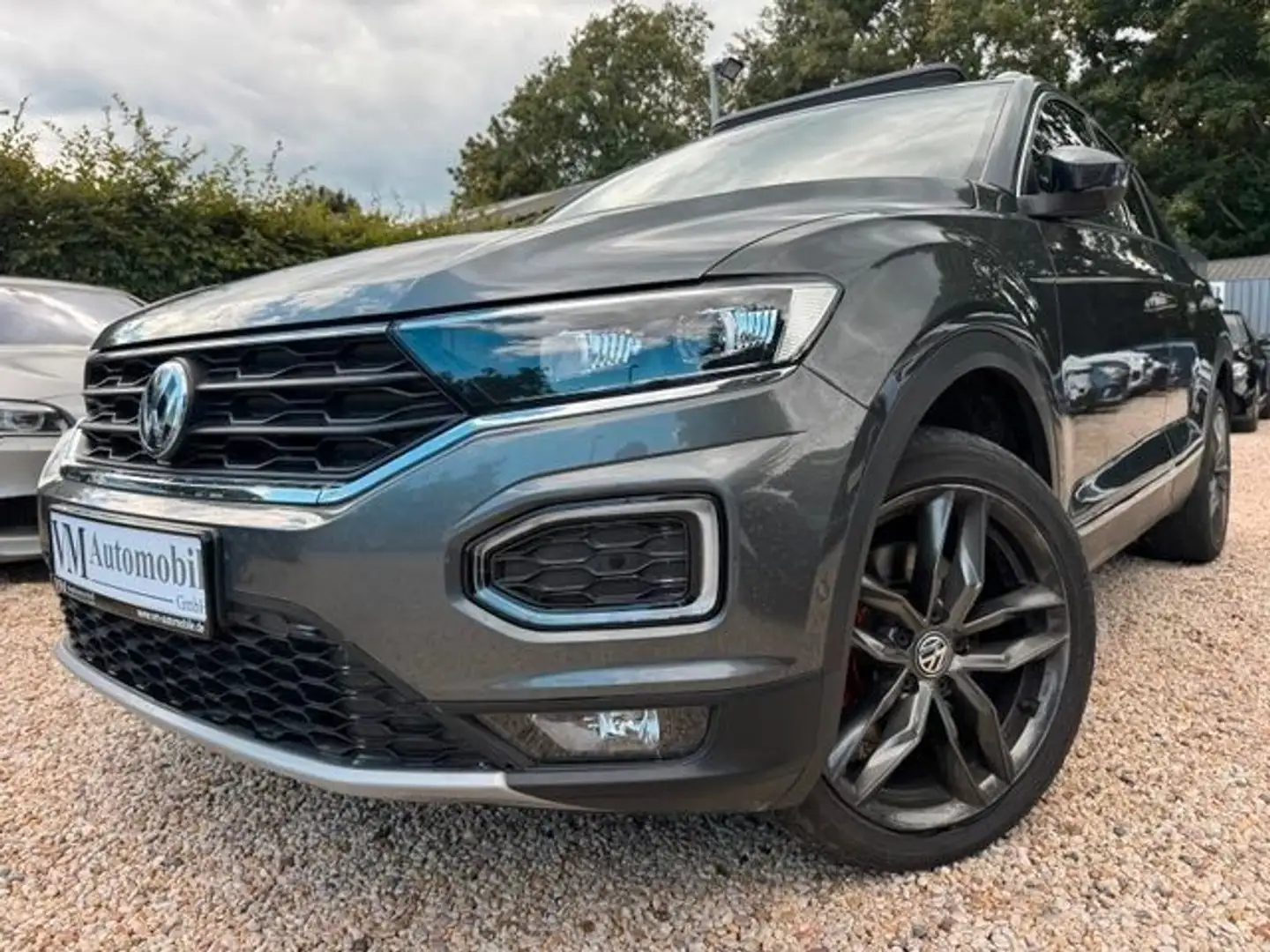 Volkswagen T-Roc 2.0DSG 4M Sport Pano*Beats*ACC*Virtual*Nav Grau - 1