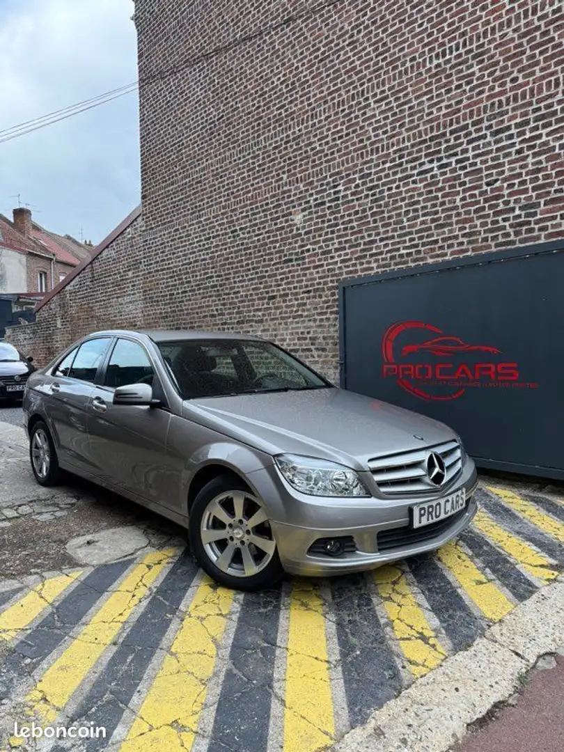 Mercedes-Benz 200 c200 cdi Beige - 1
