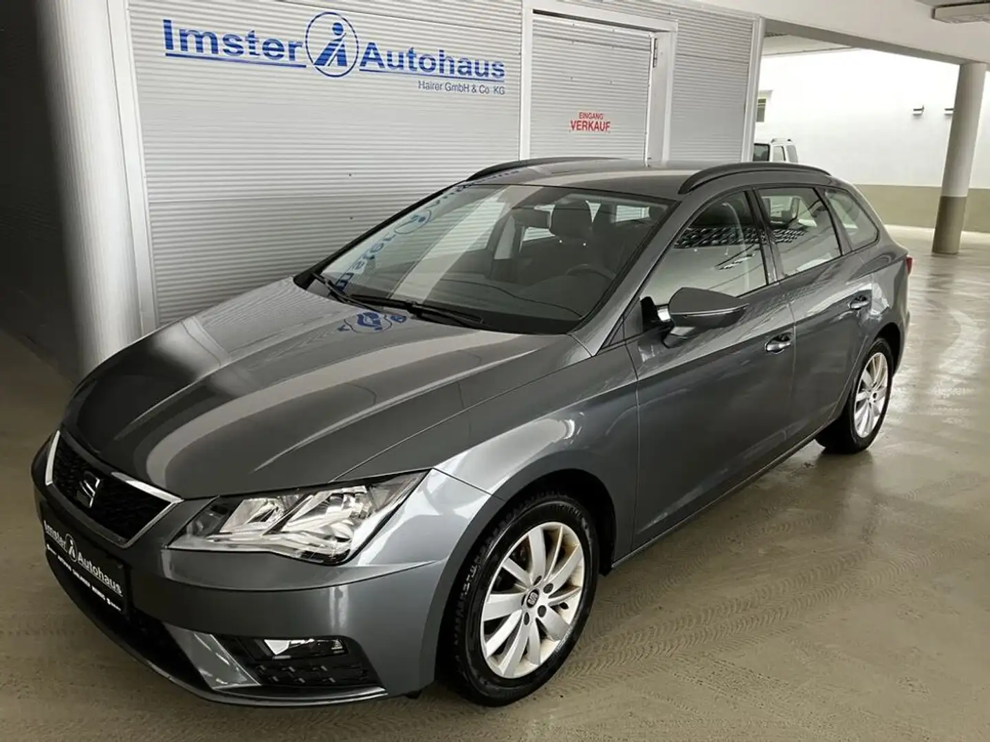SEAT Leon ST Reference 1,2TSI  8fach Grau - 2