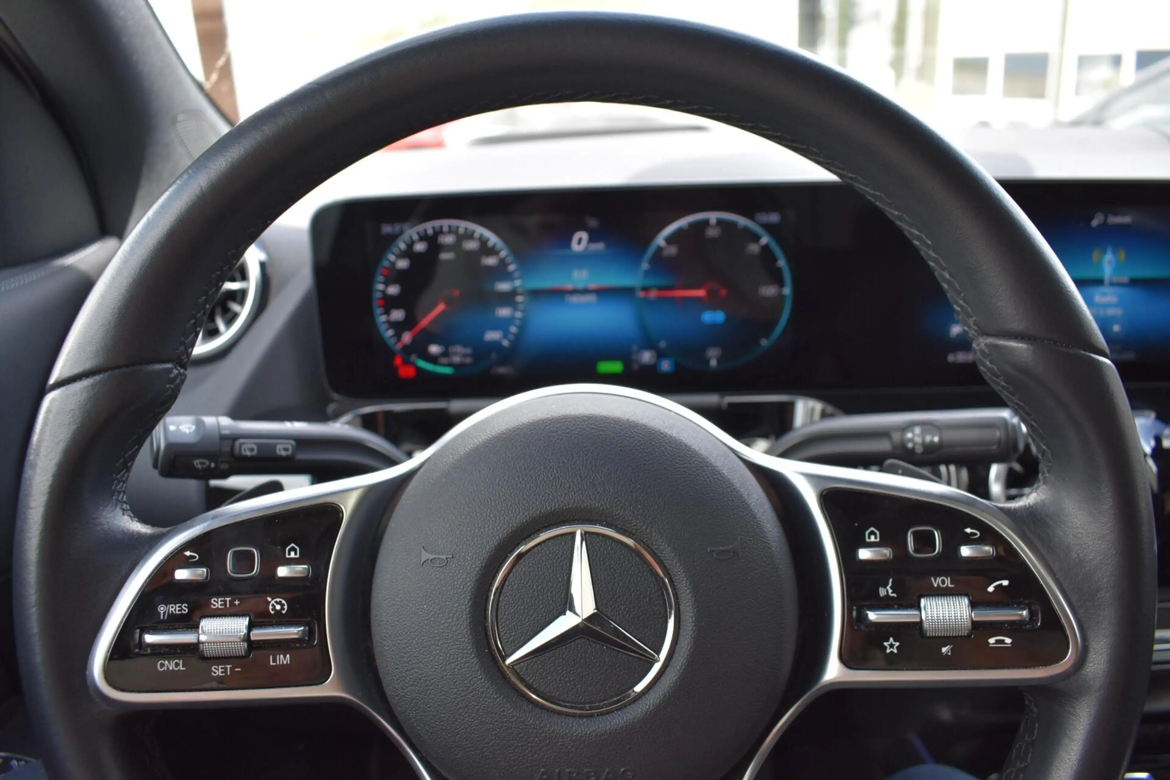 Mercedes-Benz EQA 250 Business Solution Luxury 67 kWh | Pano | Sfeerverl — photo 14