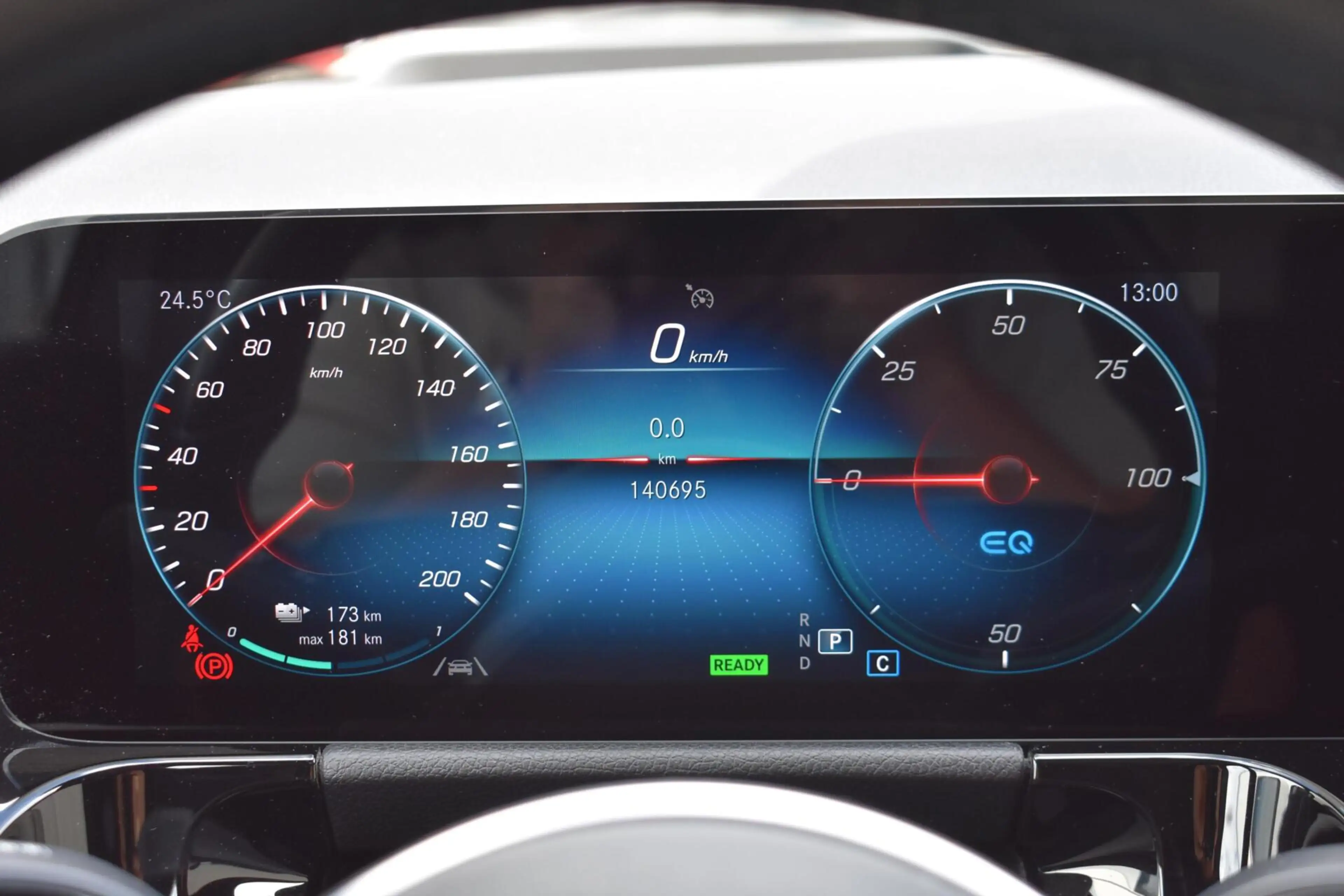 Mercedes-Benz EQA 250 Business Solution Luxury 67 kWh | Pano | Sfeerverl — photo 15