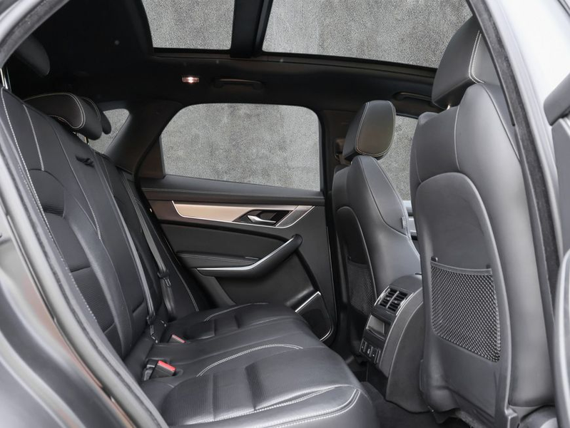 Jaguar F-Pace D200 AWD R-Dynamic SE — photo 5
