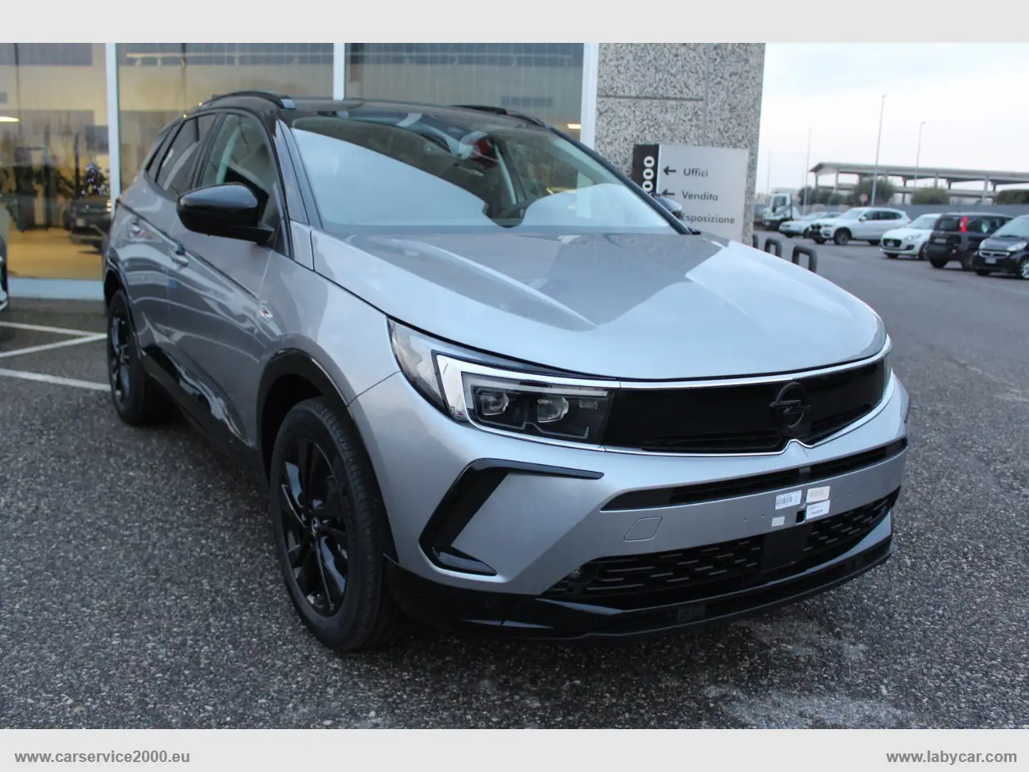 Opel Grandland X 1.2 T 12V 130 CV aut. GS Šedá - 1