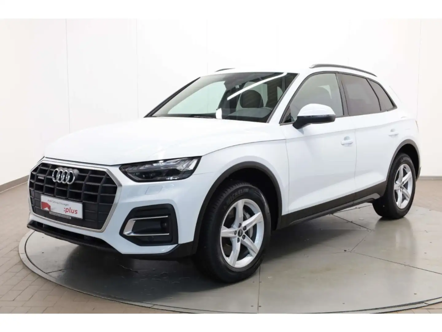 Audi Q5 50 TFSI e quattro Weiß - 2